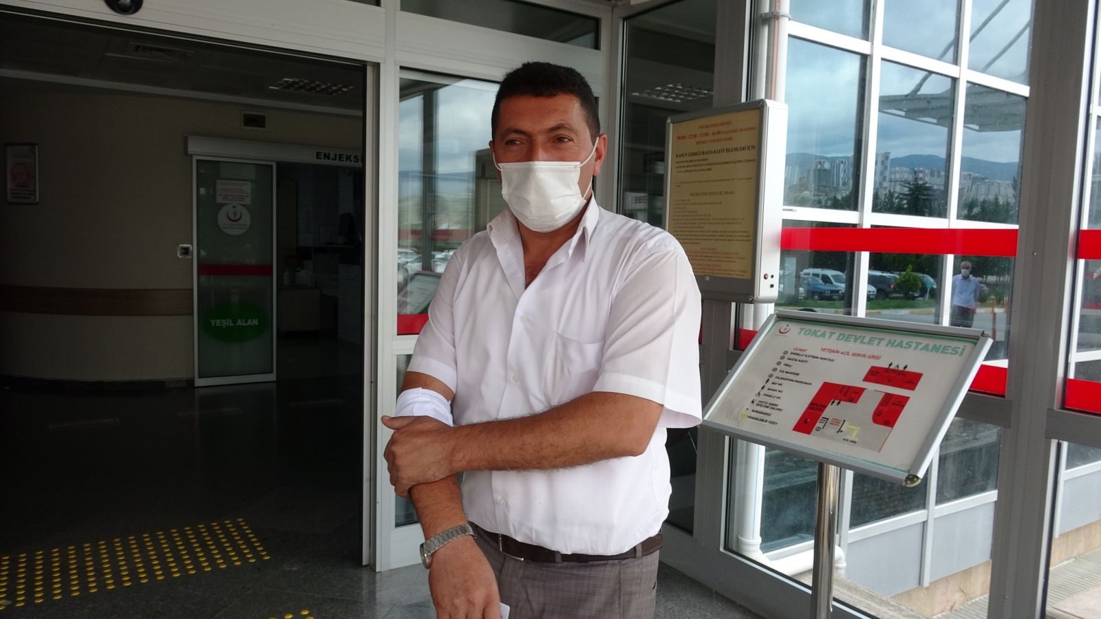 Acemi kasaplar hastanelik oldu